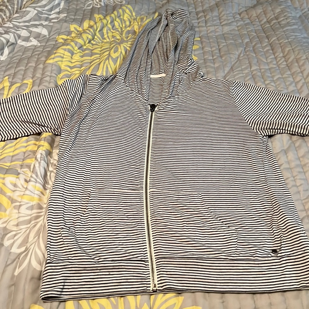 American Eagle light Knit Zip jacket with hood, White/black Striped size L